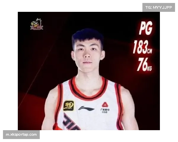 江苏肯帝亚年轻后卫庞峥麟快速上位，展现出色组织视野